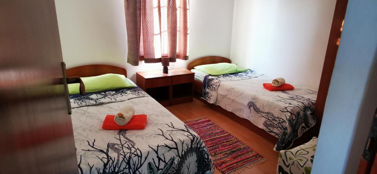 Apartmani Marija Kolan Exterior foto