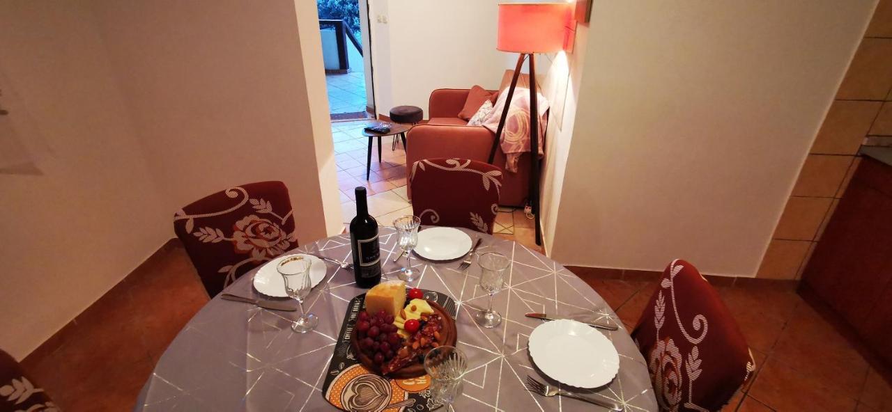 Apartmani Marija Kolan Exterior foto