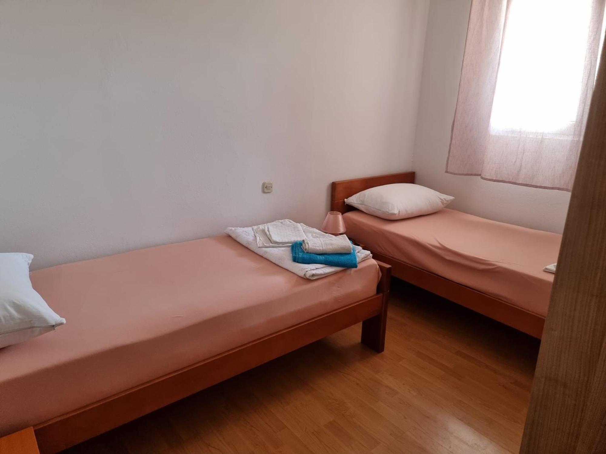 Apartmani Marija Kolan Exterior foto